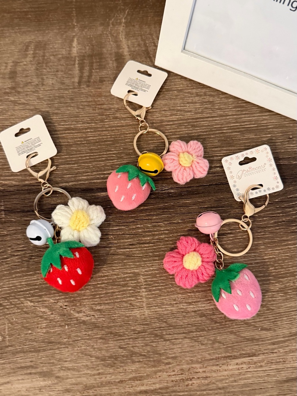 Plush Strawberry & Flower Keychain Charm - Pink/Red set of 3